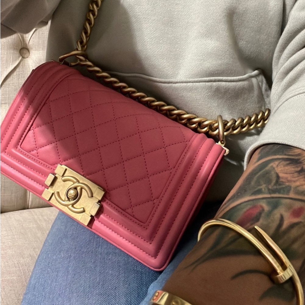 Authentic Chanel small boy bag Pink